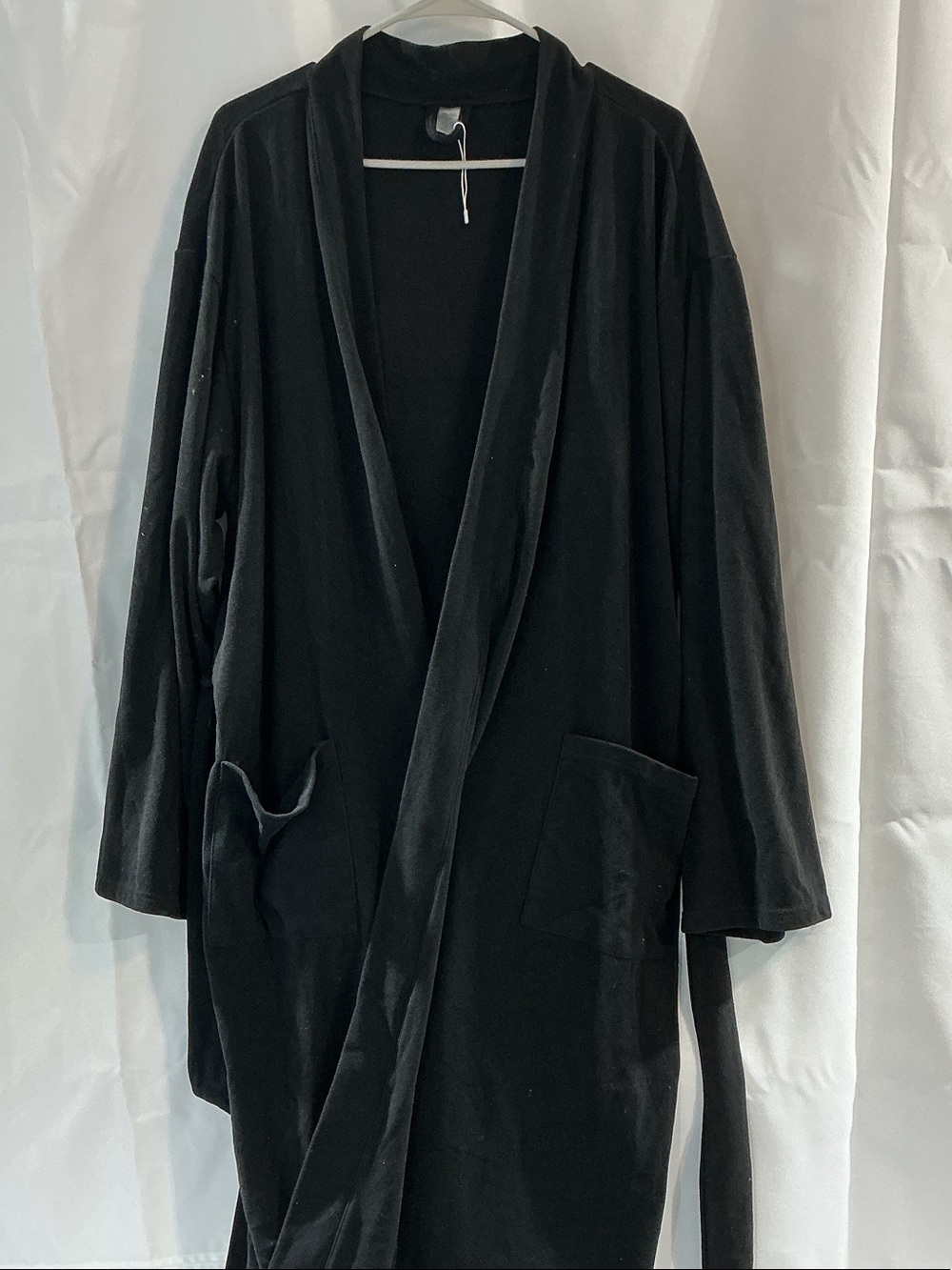 Source Unknown Black Lightweight Open Robe with Belt